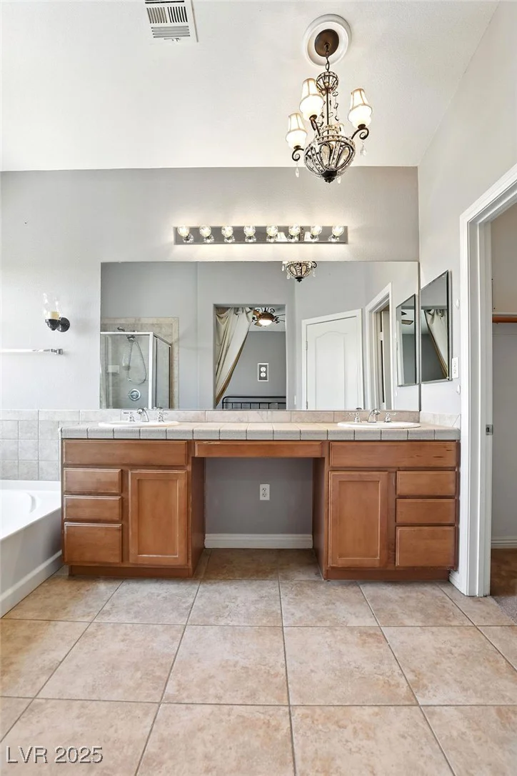 9105 Picket Fence, Las Vegas, NV 89143