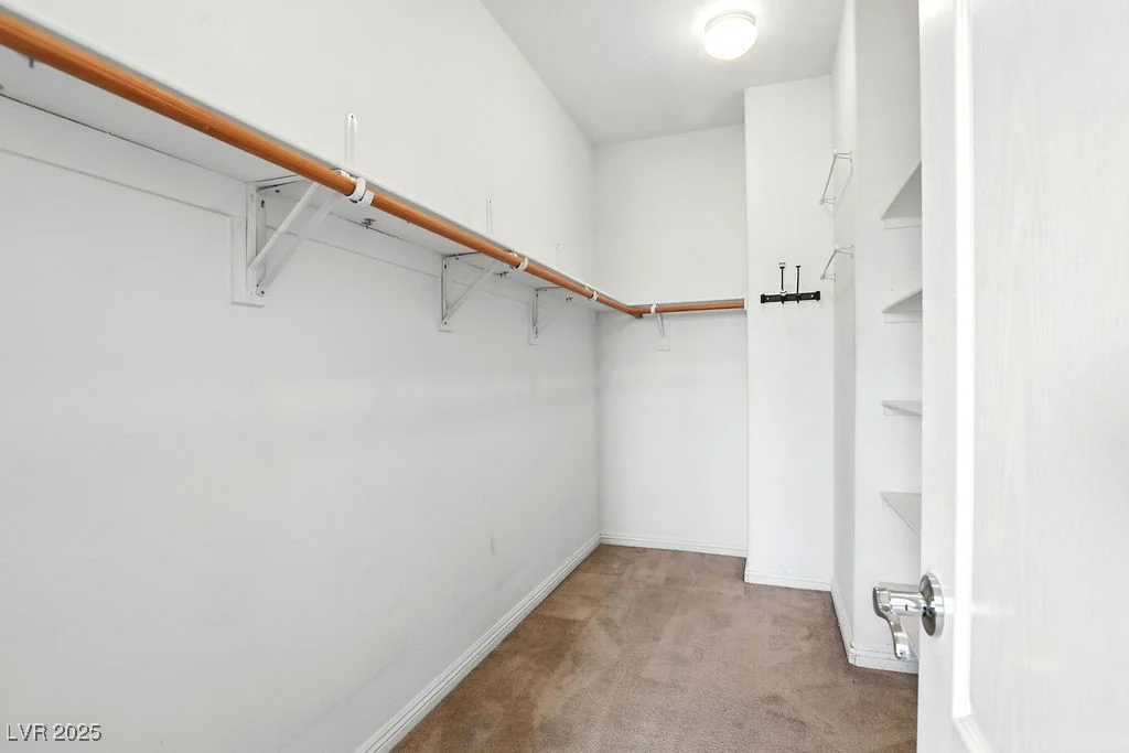 9105 Picket Fence, Las Vegas, NV 89143