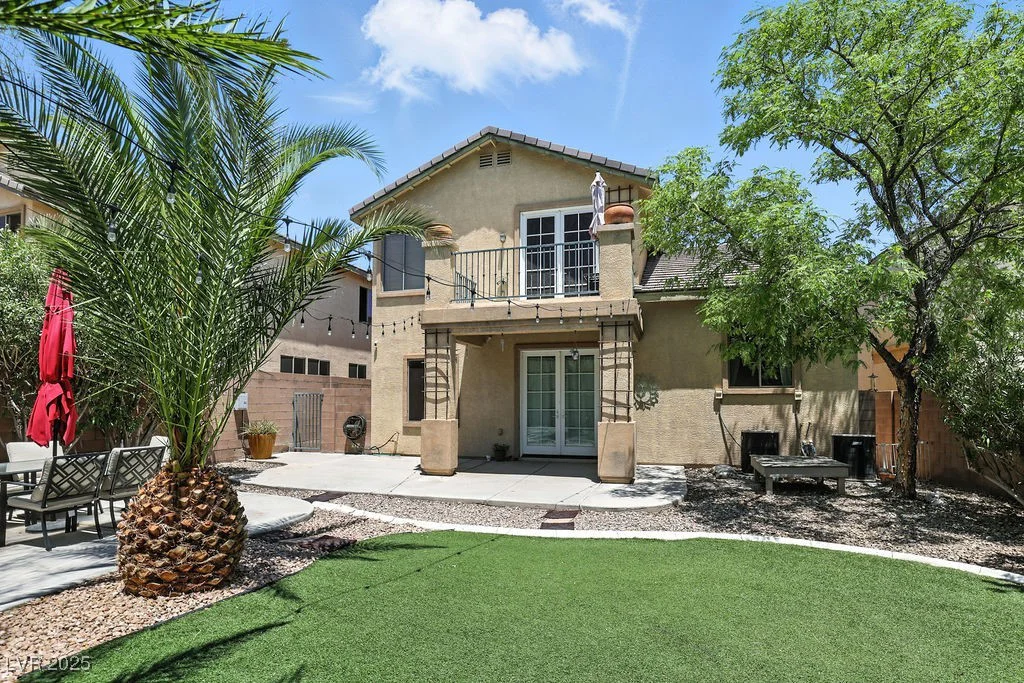 9105 Picket Fence, Las Vegas, NV 89143