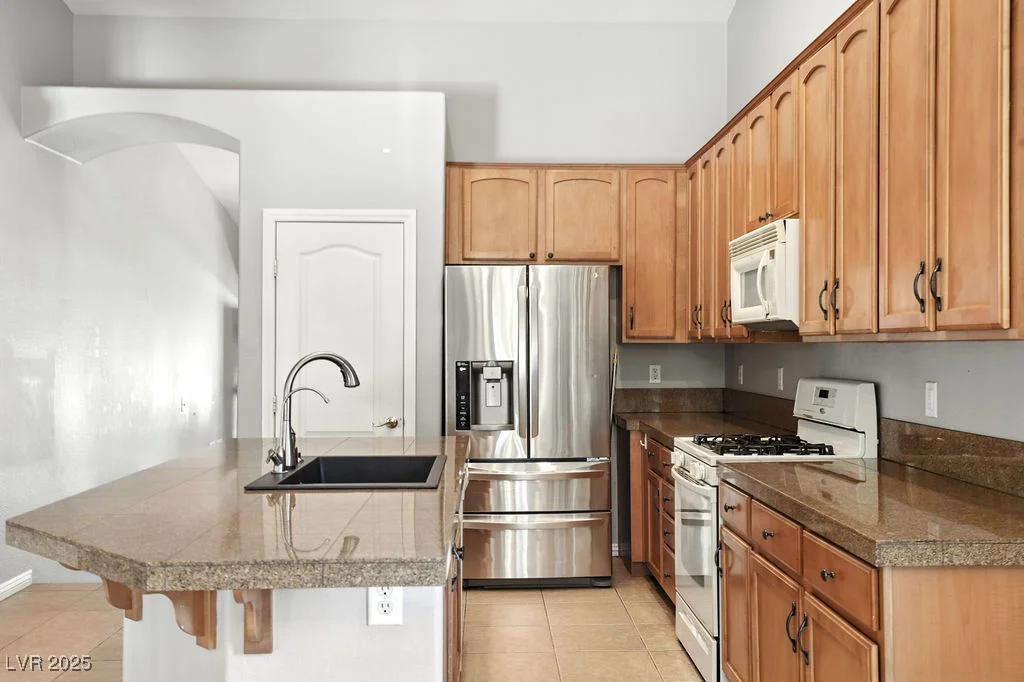 9105 Picket Fence, Las Vegas, NV 89143