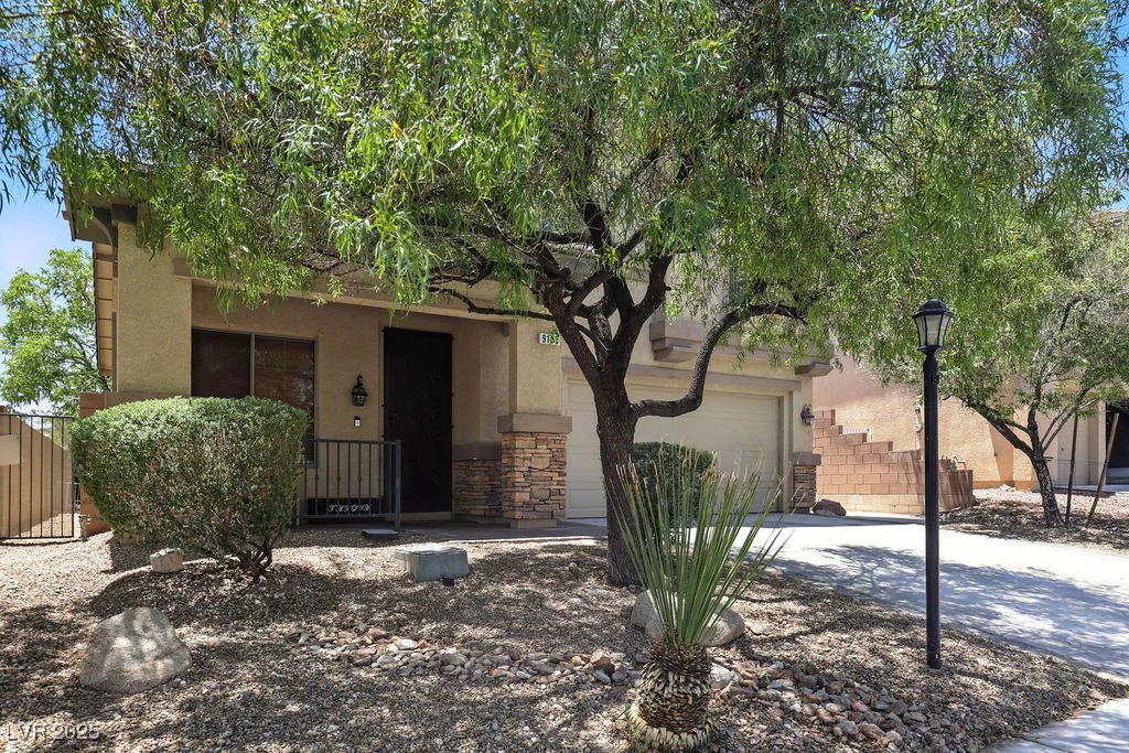 9105 Picket Fence, Las Vegas, NV 89143