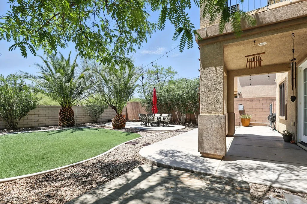 9105 Picket Fence, Las Vegas, NV 89143