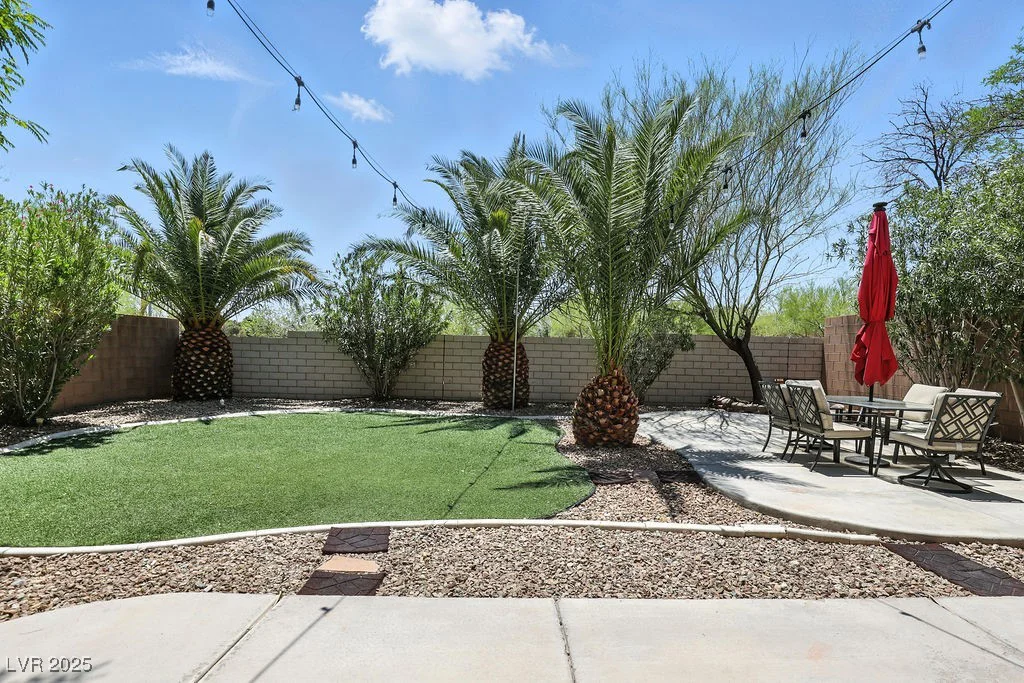 9105 Picket Fence, Las Vegas, NV 89143