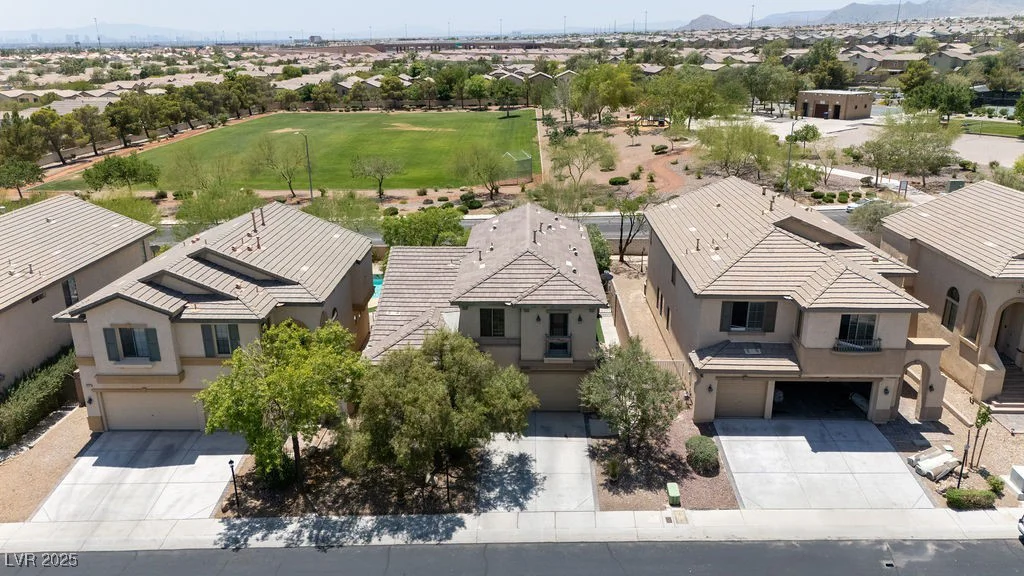 9105 Picket Fence, Las Vegas, NV 89143