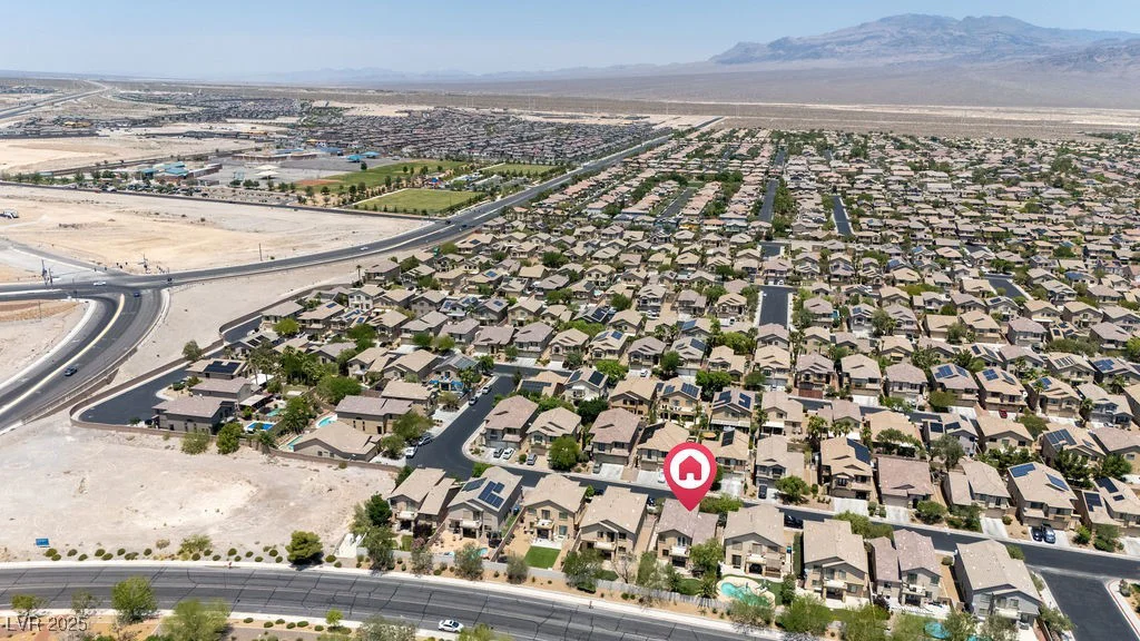 9105 Picket Fence, Las Vegas, NV 89143