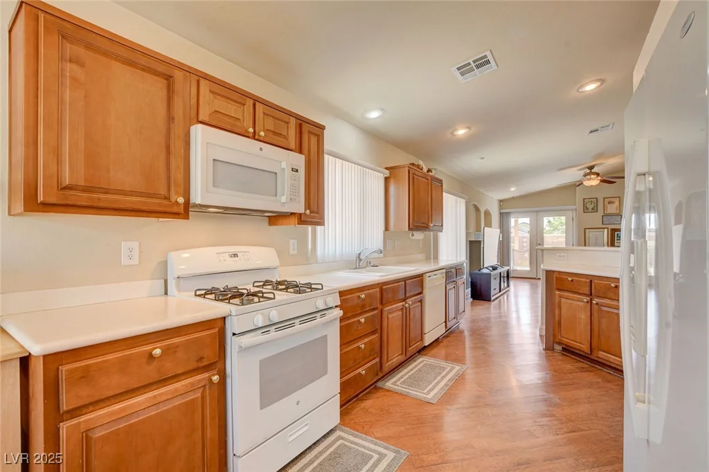 6656 Arctic Breeze, North Las Vegas, NV 89084