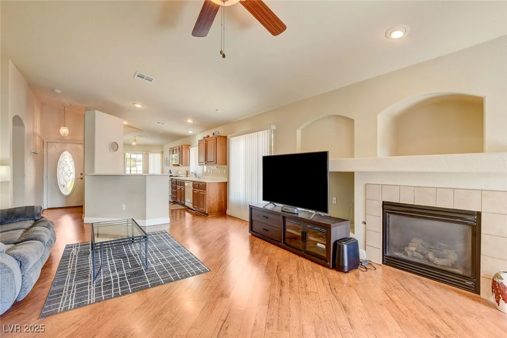 6656 Arctic Breeze, North Las Vegas, NV 89084
