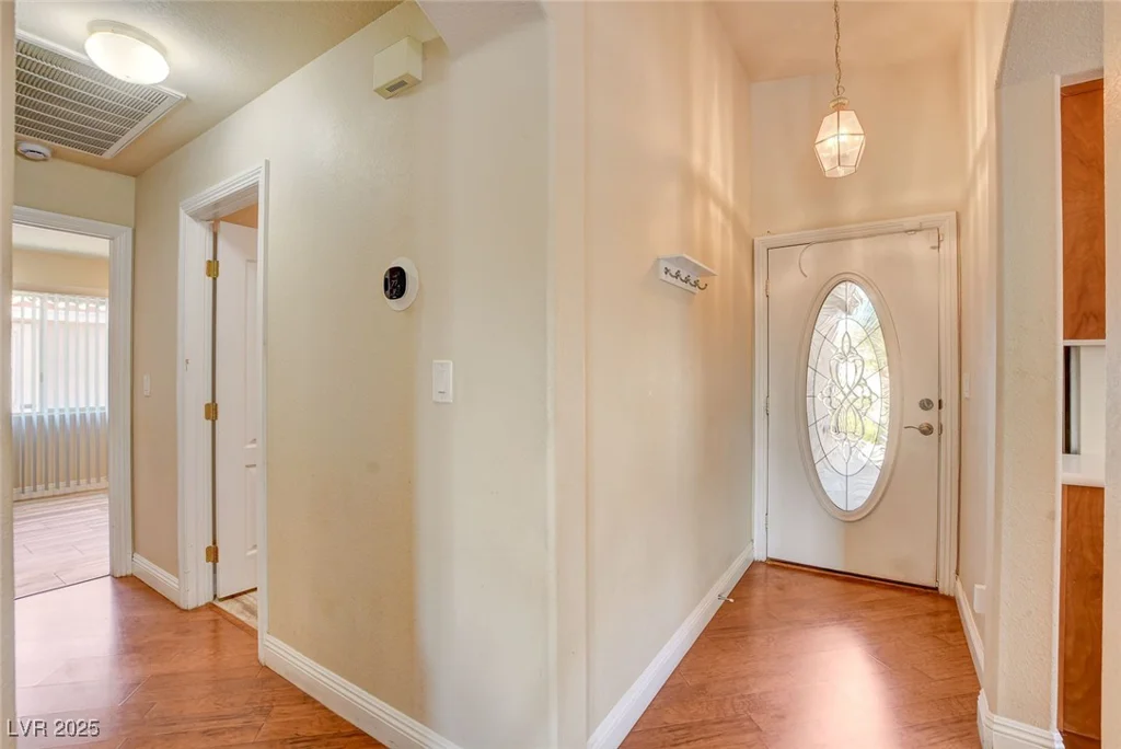 6656 Arctic Breeze, North Las Vegas, NV 89084