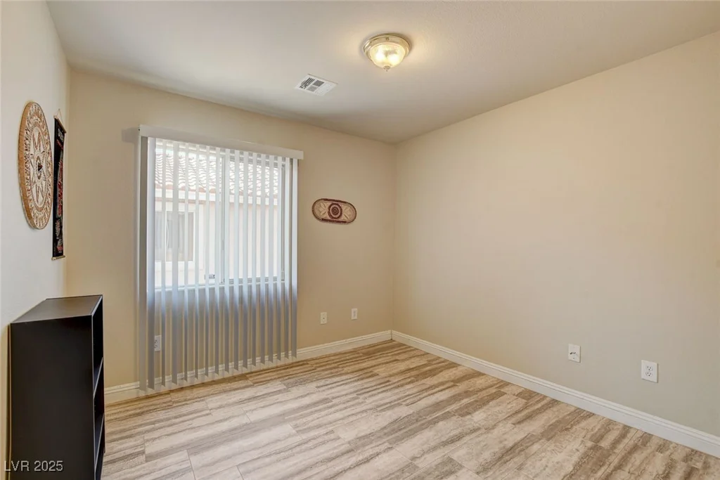 6656 Arctic Breeze, North Las Vegas, NV 89084