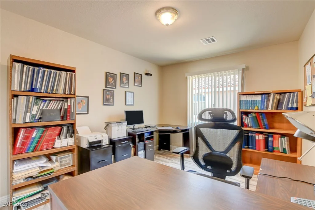 6656 Arctic Breeze, North Las Vegas, NV 89084