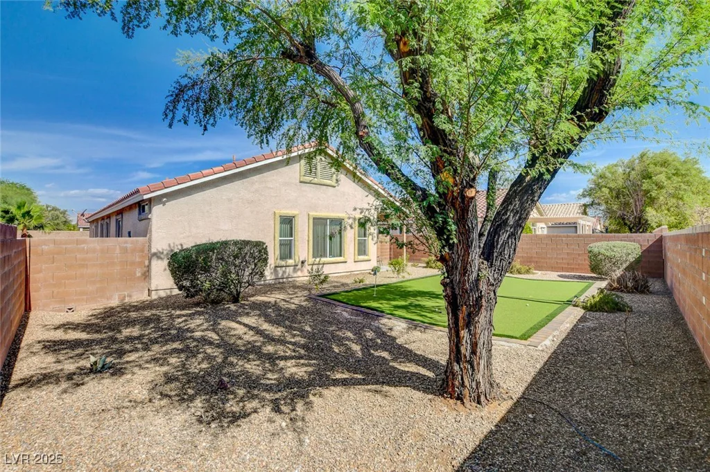 6656 Arctic Breeze, North Las Vegas, NV 89084