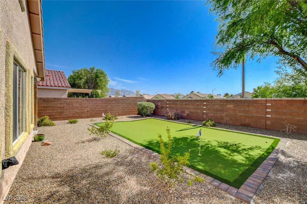 6656 Arctic Breeze, North Las Vegas, NV 89084