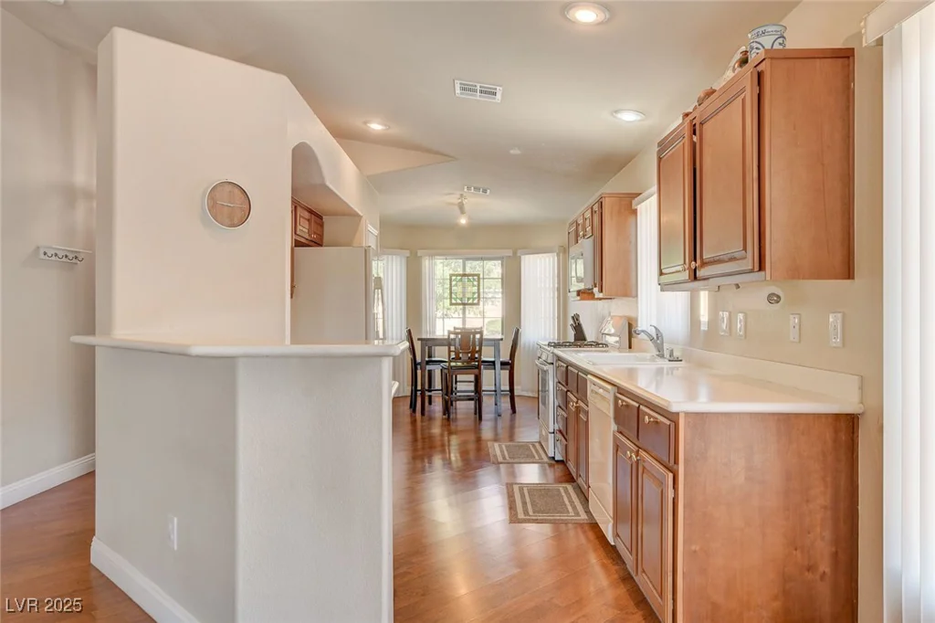 6656 Arctic Breeze, North Las Vegas, NV 89084