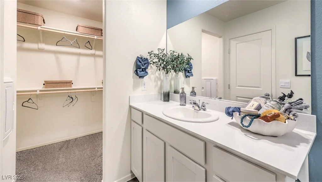 7359 Axel Creek, North Las Vegas, NV 89084