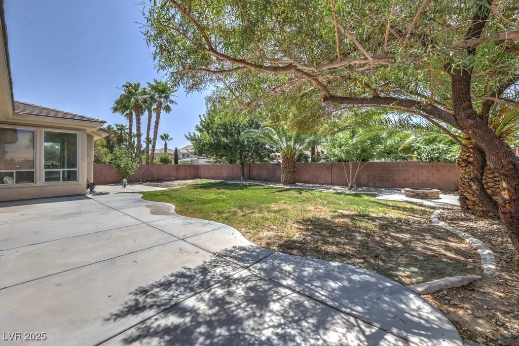 6821 SLEEPY PINE, Las Vegas, NV 89130