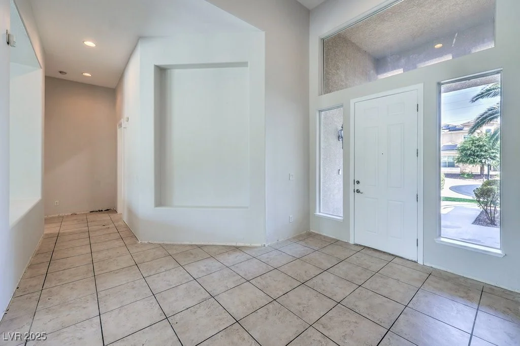 6821 SLEEPY PINE, Las Vegas, NV 89130
