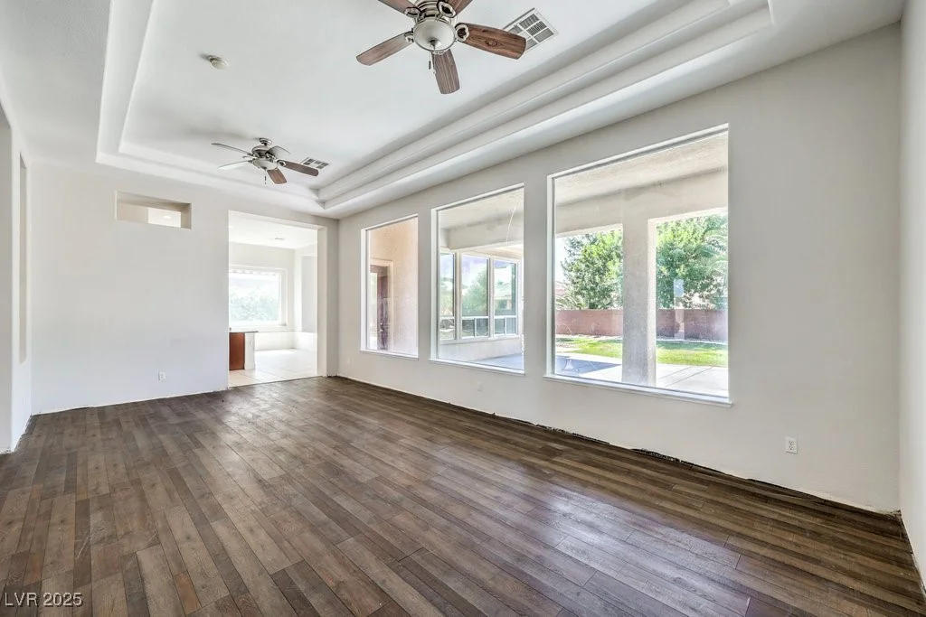 6821 SLEEPY PINE, Las Vegas, NV 89130