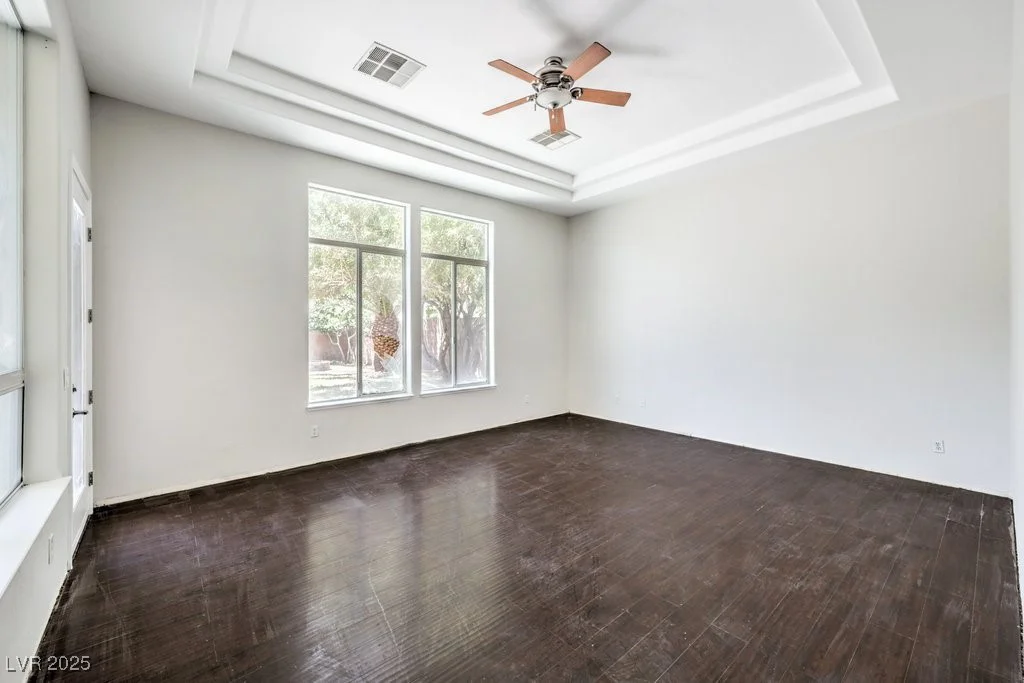 6821 SLEEPY PINE, Las Vegas, NV 89130