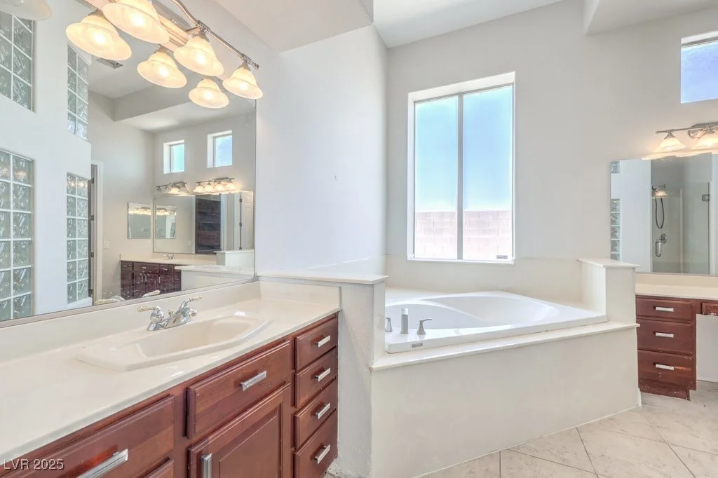 6821 SLEEPY PINE, Las Vegas, NV 89130