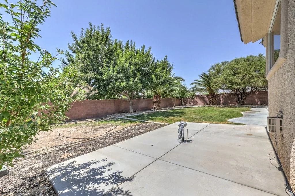 6821 SLEEPY PINE, Las Vegas, NV 89130