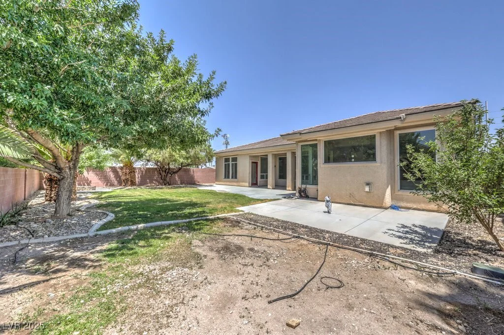 6821 SLEEPY PINE, Las Vegas, NV 89130