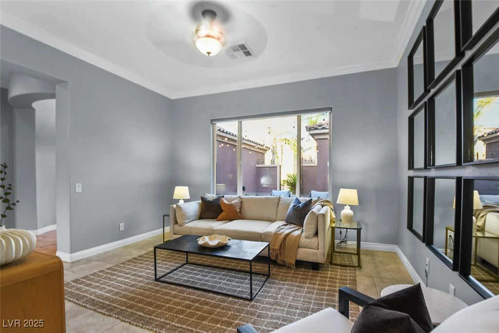 8209 Chapelle, Las Vegas, NV 89131