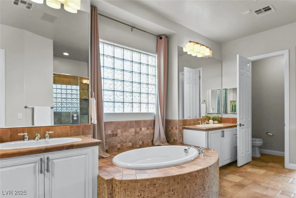 8209 Chapelle, Las Vegas, NV 89131