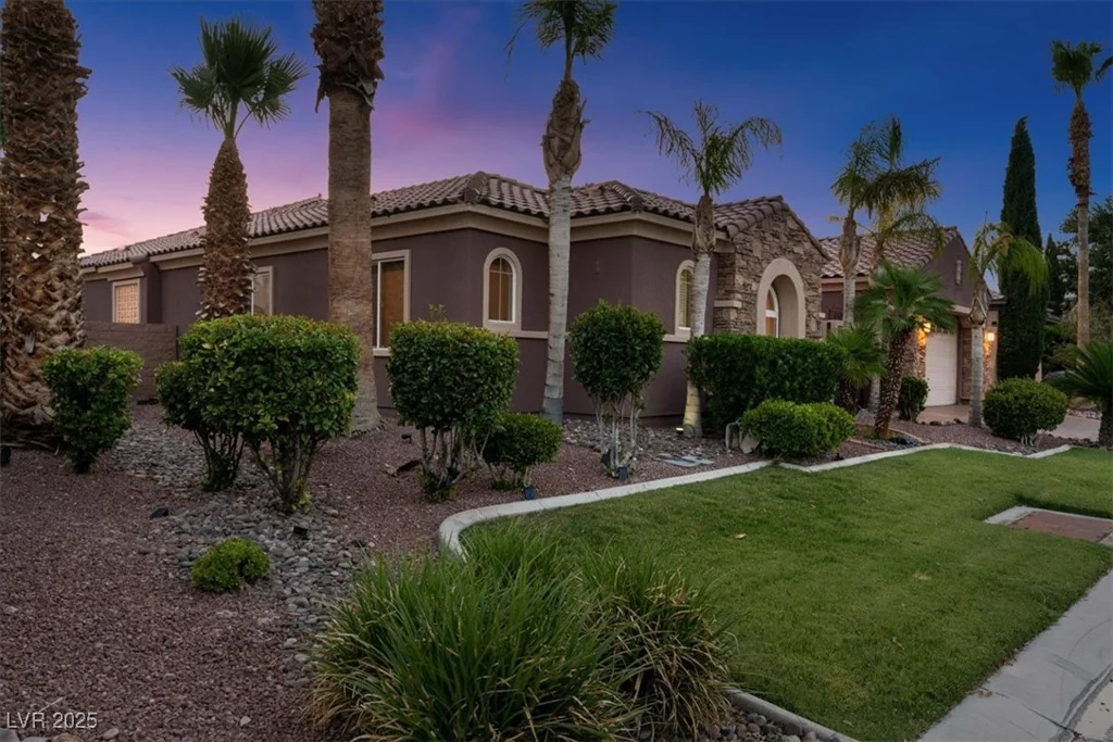 8209 Chapelle, Las Vegas, NV 89131