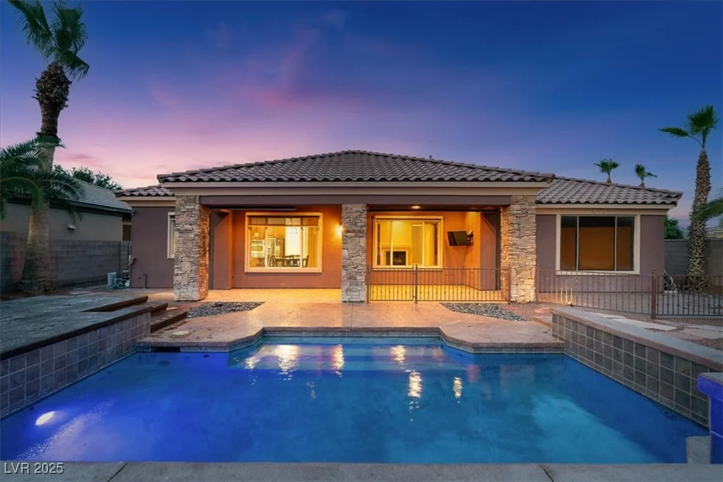8209 Chapelle, Las Vegas, NV 89131