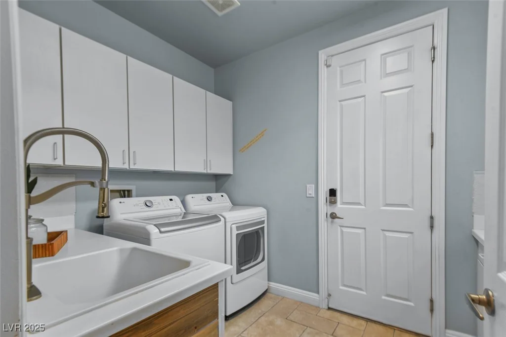 8209 Chapelle, Las Vegas, NV 89131
