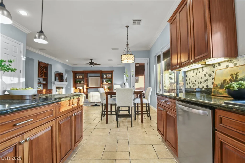 8209 Chapelle, Las Vegas, NV 89131