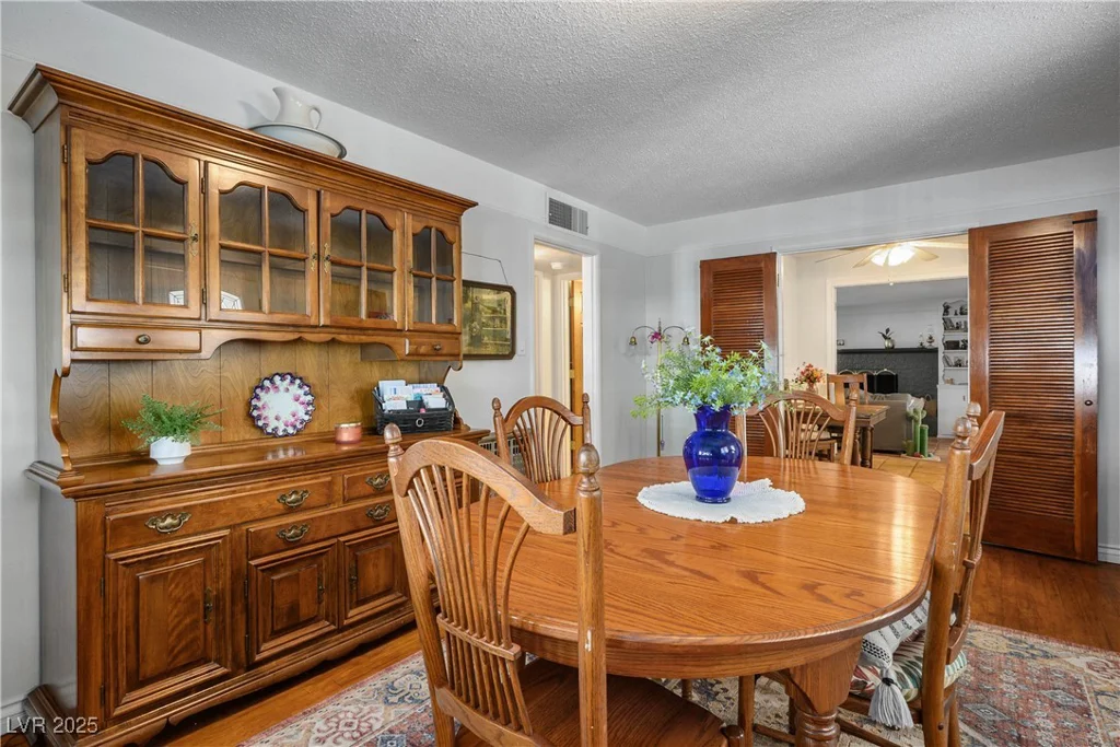 1115 Melville, Las Vegas, NV 89102