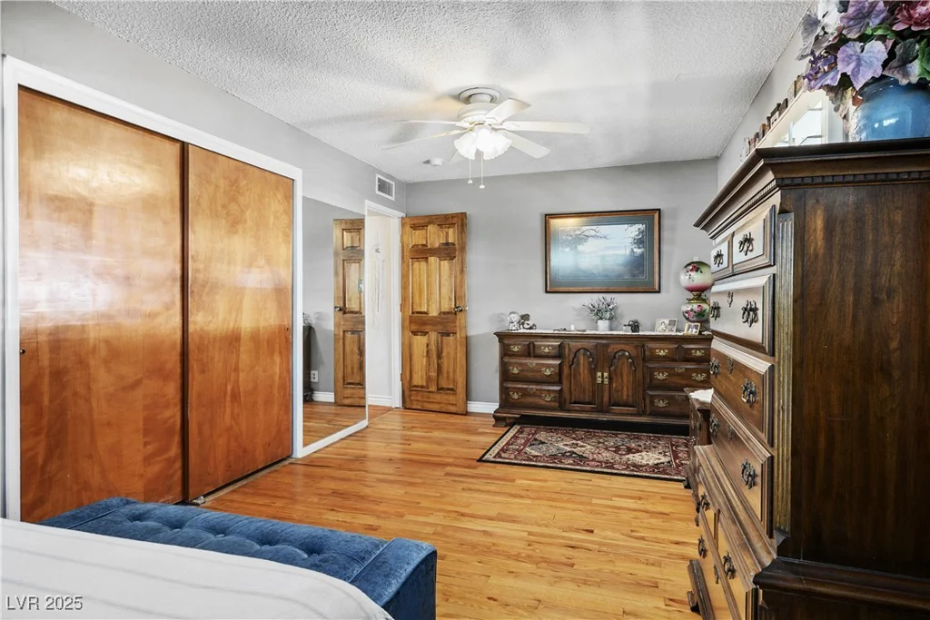 1115 Melville, Las Vegas, NV 89102