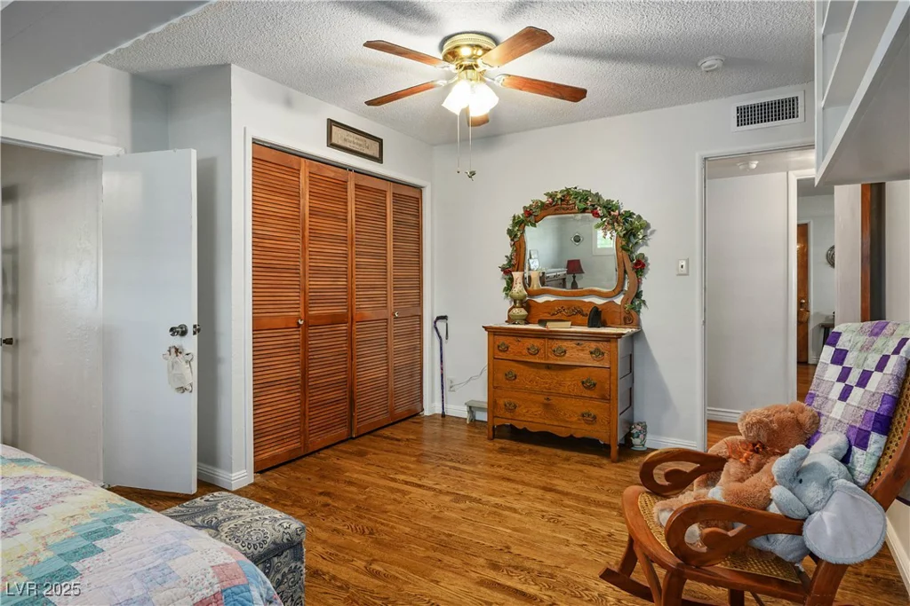 1115 Melville, Las Vegas, NV 89102