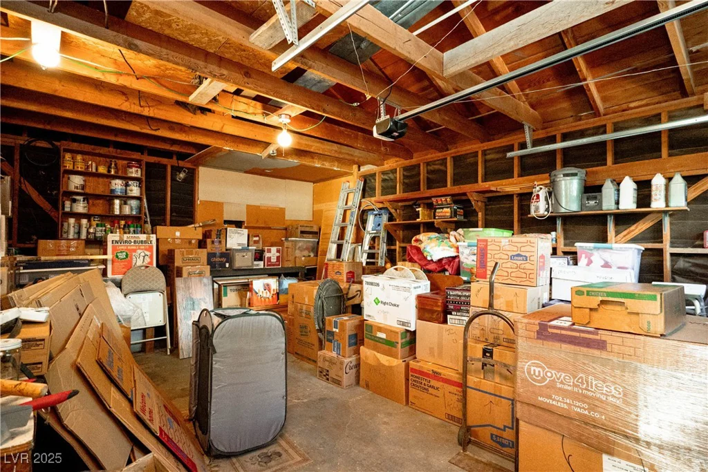 1115 Melville, Las Vegas, NV 89102