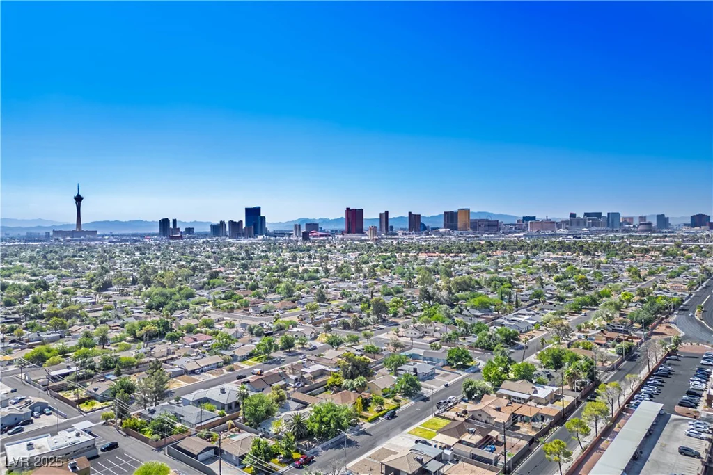 1115 Melville, Las Vegas, NV 89102