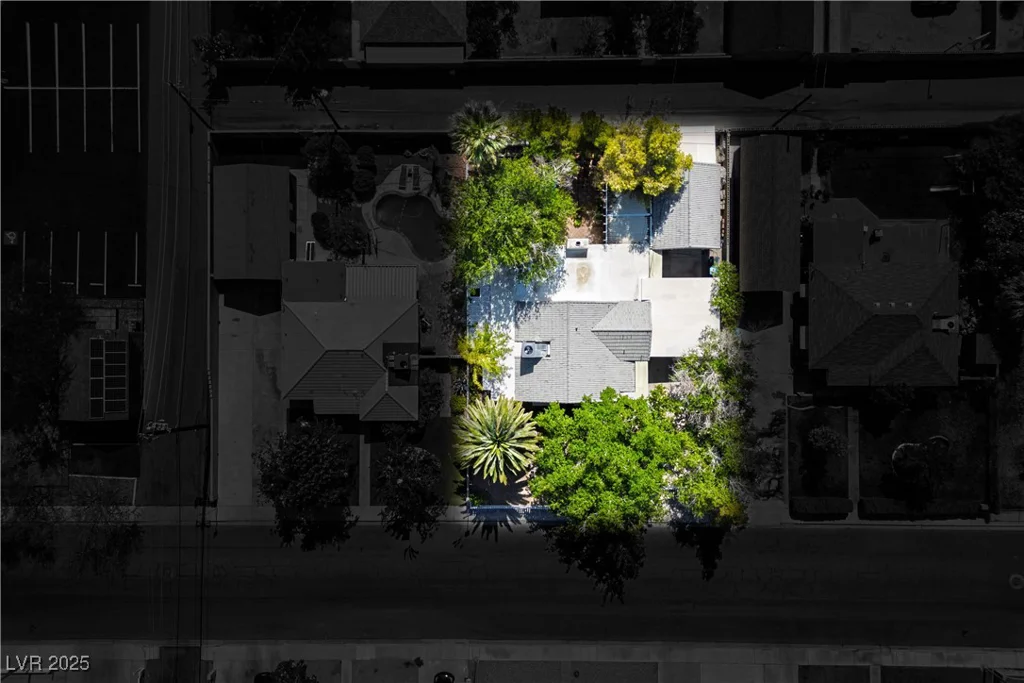 1115 Melville, Las Vegas, NV 89102