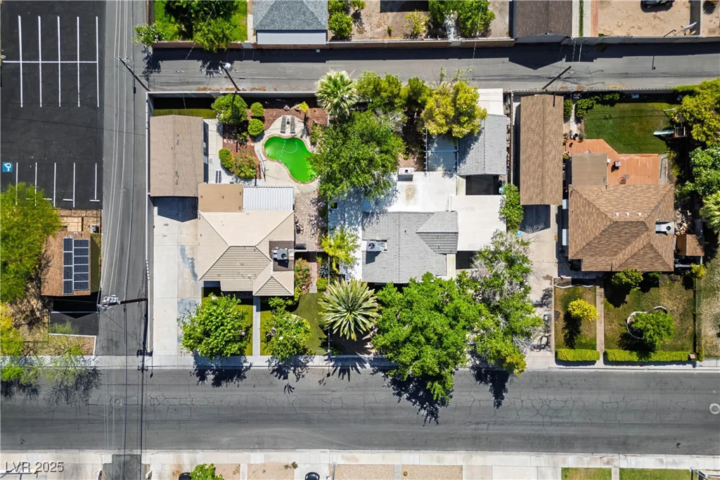 1115 Melville, Las Vegas, NV 89102