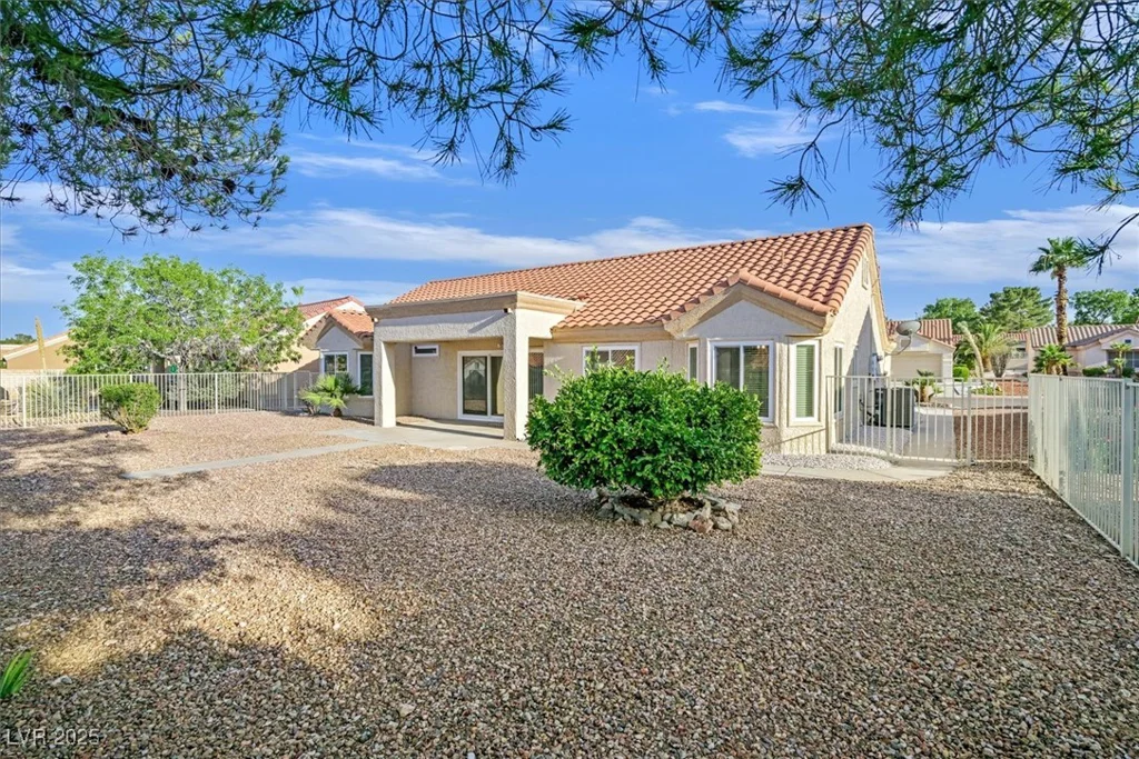 8924 Signal Terrace, Las Vegas, NV 89134