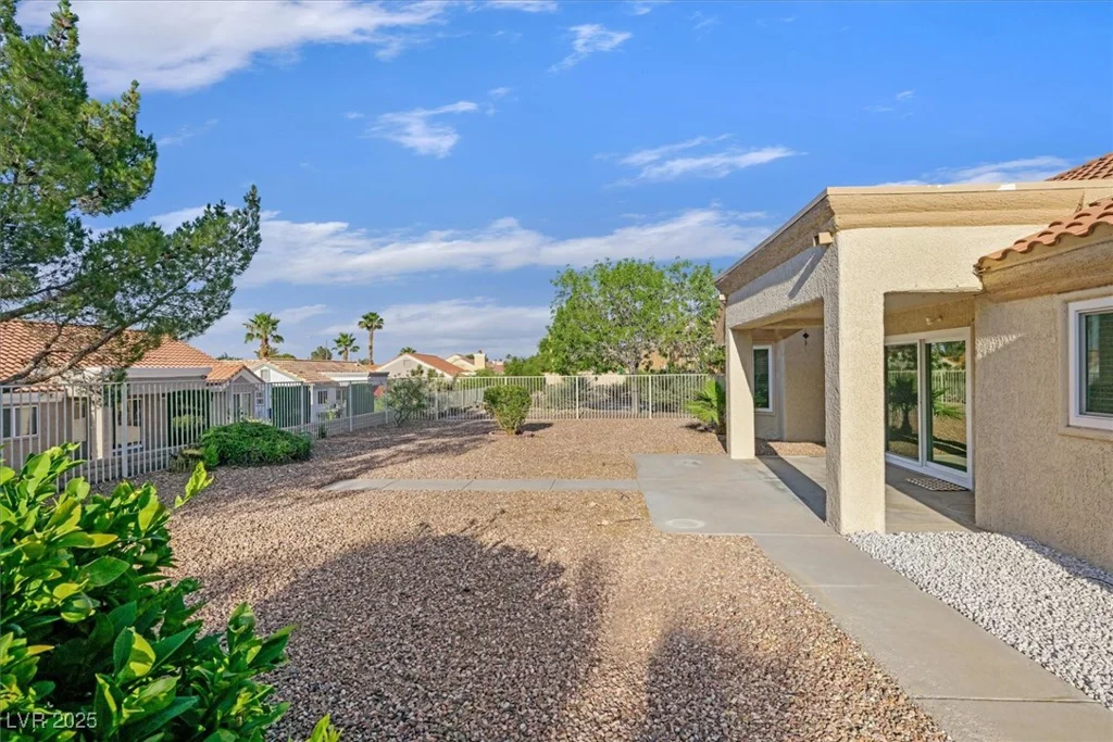 8924 Signal Terrace, Las Vegas, NV 89134