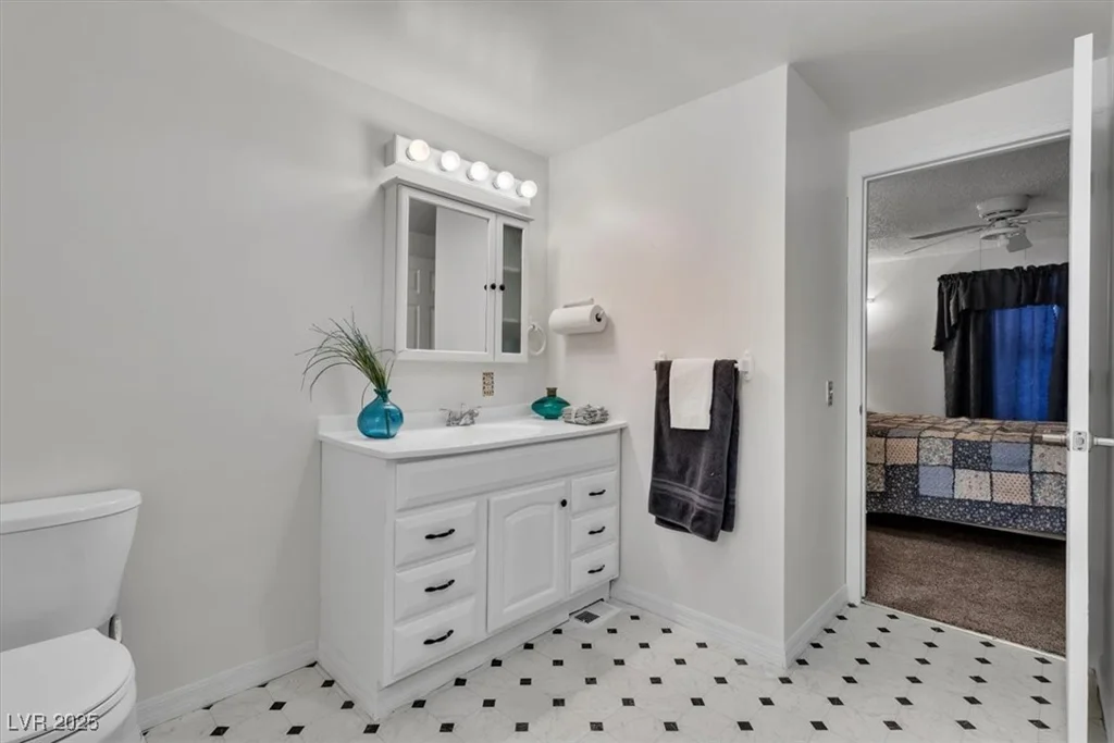 2932 Gavilan, Las Vegas, NV 89122