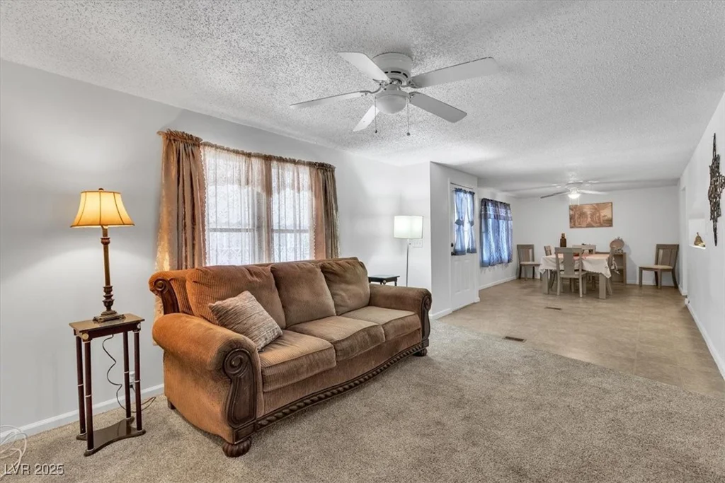 2932 Gavilan, Las Vegas, NV 89122