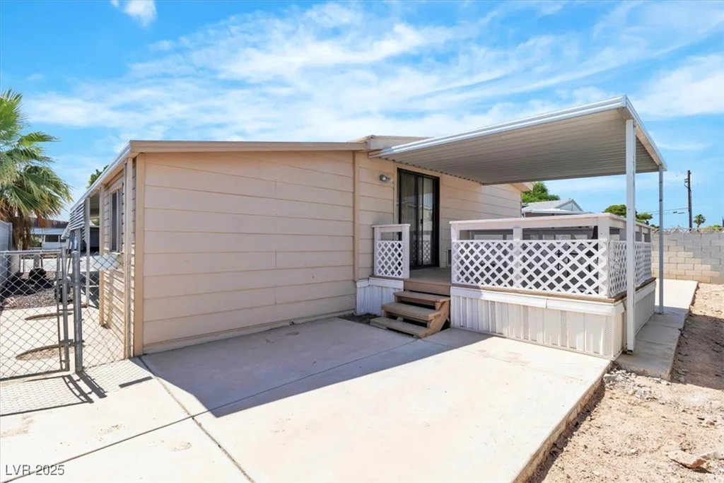 2932 Gavilan, Las Vegas, NV 89122