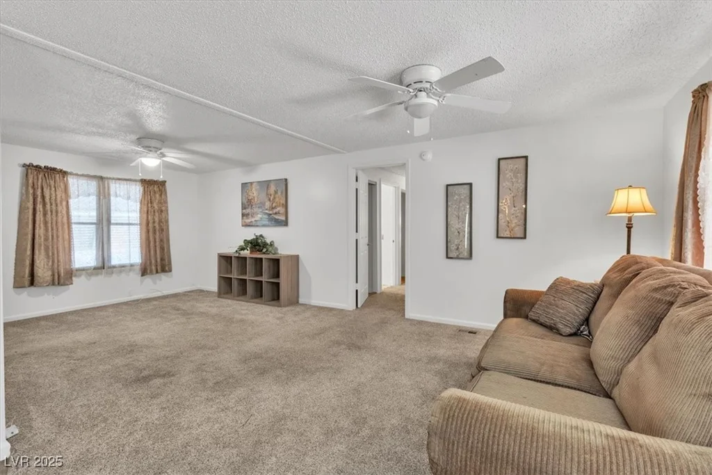 2932 Gavilan, Las Vegas, NV 89122