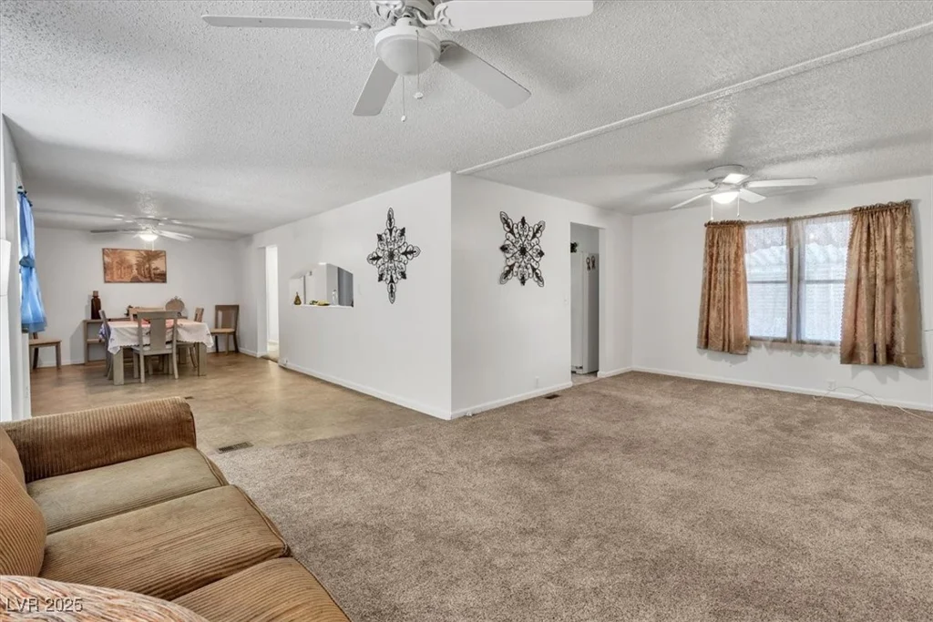 2932 Gavilan, Las Vegas, NV 89122