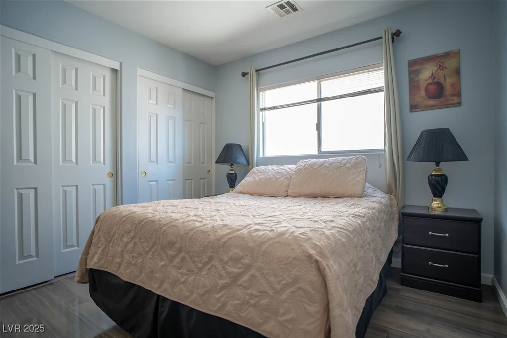 4945 Volcanic Rock, Las Vegas, NV 89122