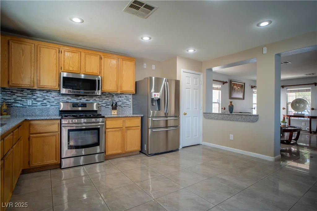 4945 Volcanic Rock, Las Vegas, NV 89122