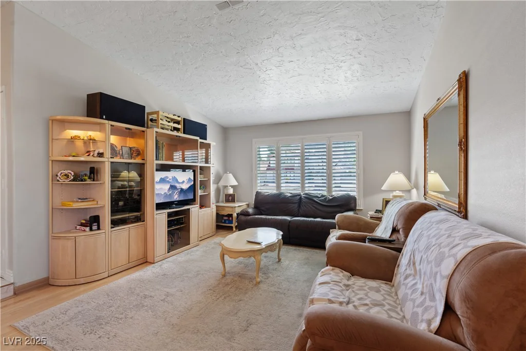 3361 Iberia, Las Vegas, NV 89146