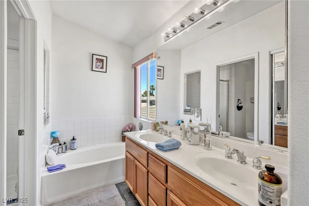 2180 Polynesia, Henderson, NV 89074