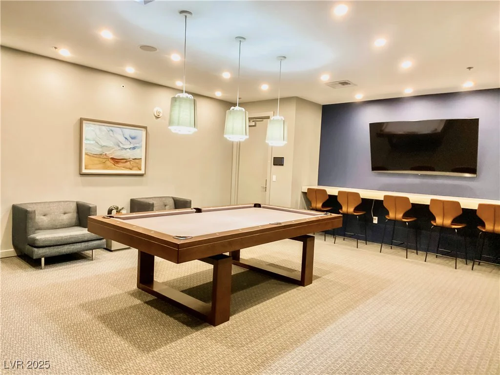 4575 Dean Martin, Las Vegas, NV 89103